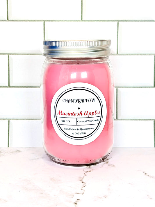 Macintosh Apples 13 Oz Candle